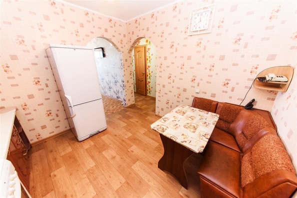 
   Продам 2-комнатную, 49.2 м², Любы Шевцовой ул

. Фото 11.