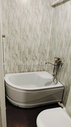 
   Продам 1-комнатную, 17 м², Светлый пер, 40а

. Фото 6.