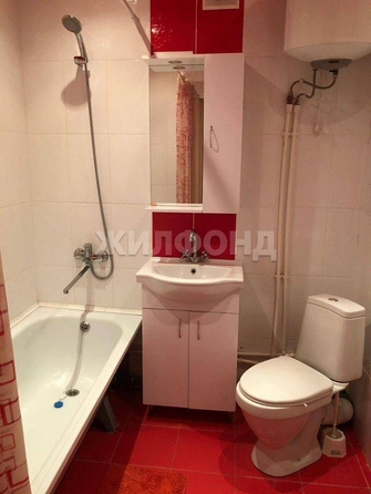 
   Продам студию, 32 м², Сибирская ул, 93

. Фото 8.