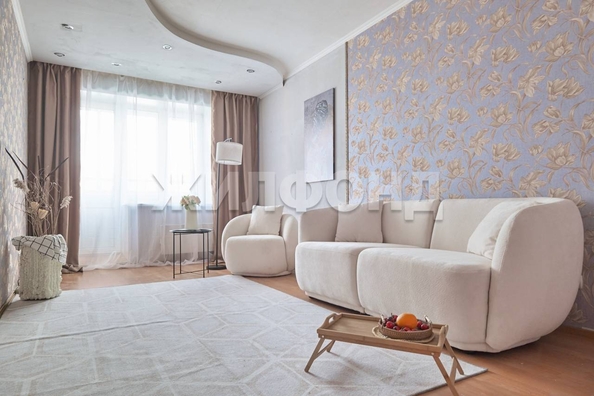 
   Продам 1-комнатную, 38.6 м², Ботанический пер, 4

. Фото 2.