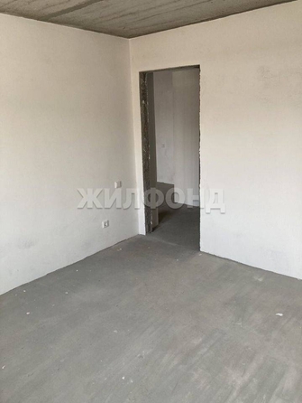 
   Продам 2-комнатную, 56.06 м², Аркадия Иванова ул, 21

. Фото 17.