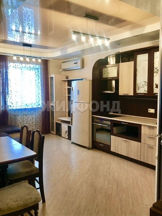 
   Продам 2-комнатную, 46.7 м², Тверская ул, 14

. Фото 2.