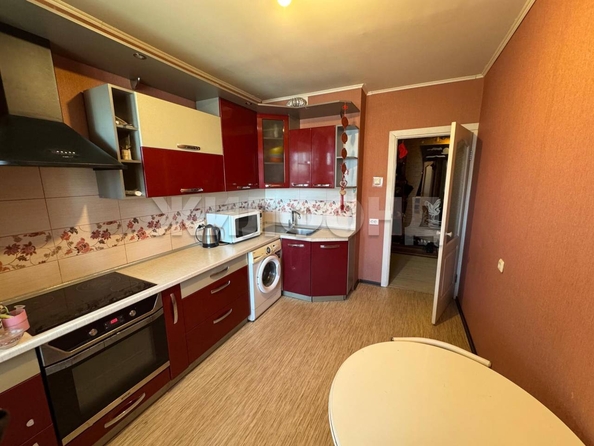 
   Продам 2-комнатную, 60.9 м², Урожайный пер, 32

. Фото 1.