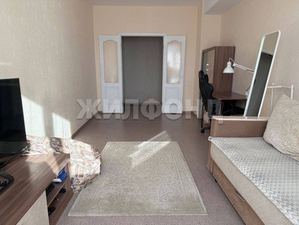 
   Продам 2-комнатную, 63.8 м², Челюскинцев ул, 2

. Фото 2.