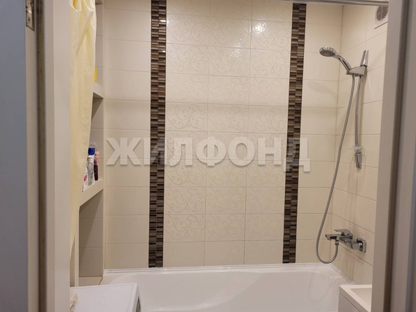 
   Продам 3-комнатную, 76.9 м², Дальне-Ключевская ул, 16а

. Фото 27.