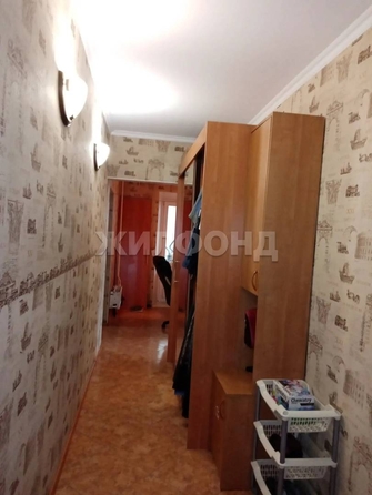 
   Продам 3-комнатную, 67.7 м², Киевская ул, 28

. Фото 19.