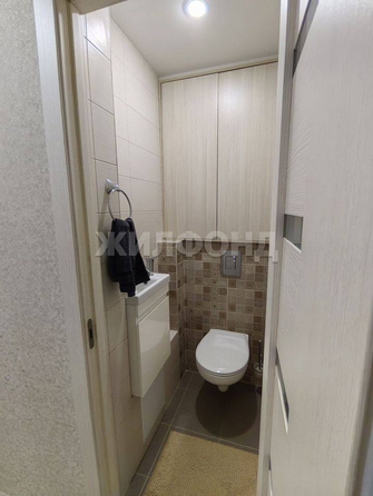 
   Продам 3-комнатную, 63 м², Береговая ул, 25

. Фото 2.