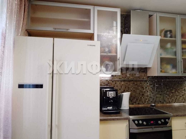 
   Продам 4-комнатную, 70.4 м², Сибирская ул, 102/3

. Фото 12.