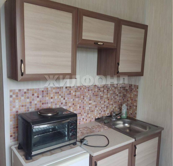 
  Продается 1-комн. квартира, 12 м², Перевалочный пер, д. 6
. Фото 1.