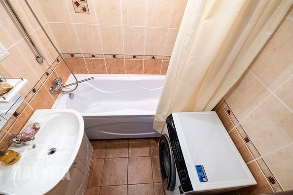 
  Продается 3-комн. квартира, 65.8 м², Елизаровых ул, д. 70
. Фото 14.