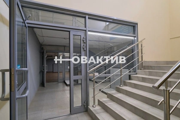 
  Продается универсальное помещение, 1377.4 м², Новгородская ул, д. 42
. Фото 3.