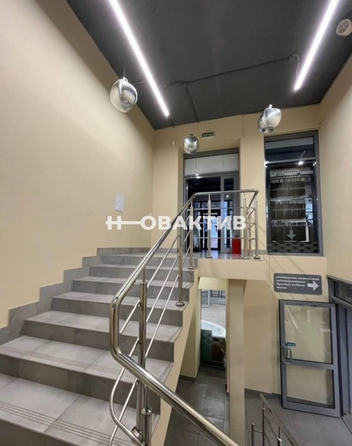 
  Сдается торговая площадь, 1377.4 м², Новгородская ул, д. 42
. Фото 4.