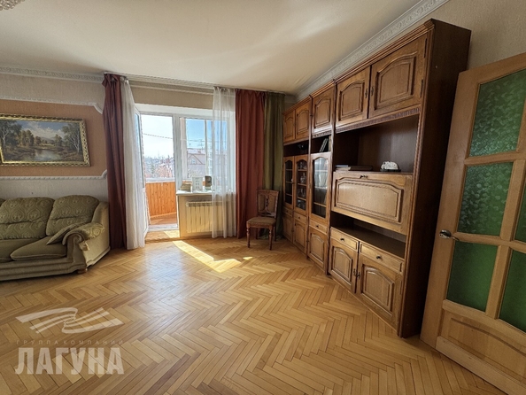 
  Сдается 3-комн. квартира, 109 м², Пионерский пер, д. 10
. Фото 1.