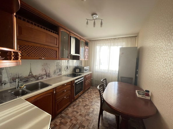 
  Сдается 2-комн. квартира, 55 м², Олега Кошевого ул
. Фото 3.