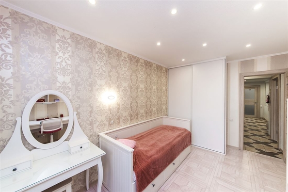 
  Сдается 3-комн. квартира, 70.4 м², Косарева ул
. Фото 4.