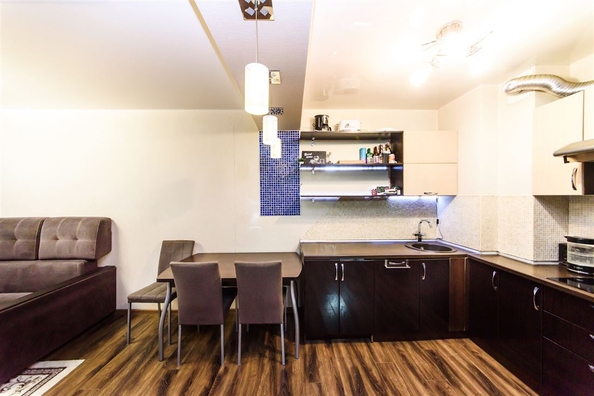 
  Продается 2-комн. квартира, 51.3 м², Ивана Черных ул
. Фото 2.