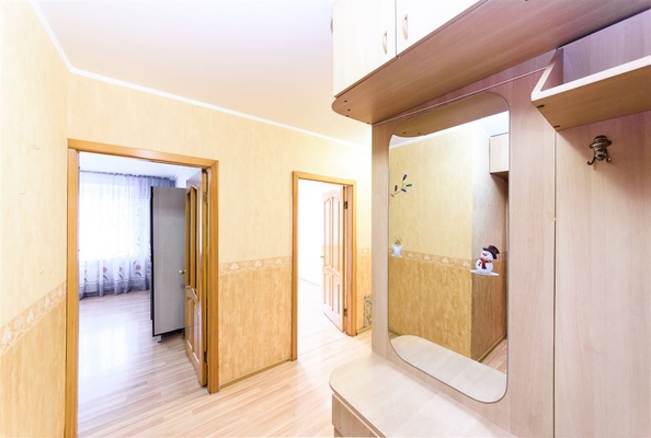 
  Продается 3-комн. квартира, 70 м², Щорса ул
. Фото 1.