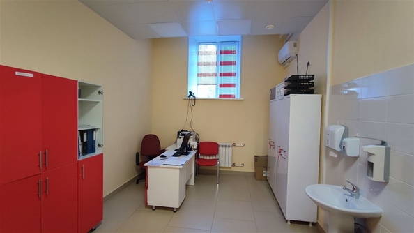 
  Сдается офис, 476.1 м², Свердлова ул
. Фото 9.