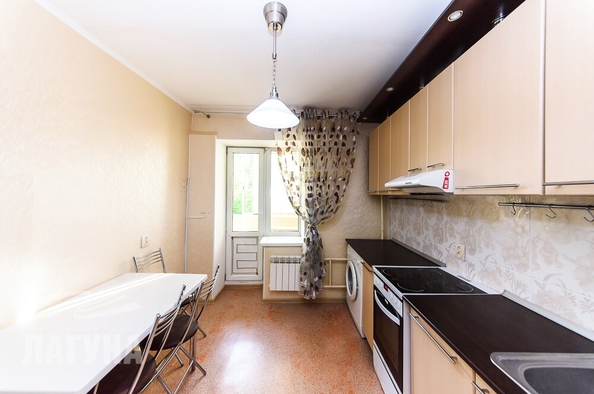 
  Продается 2-комн. квартира, 55.1 м², Красноармейская ул, д. 119
. Фото 10.