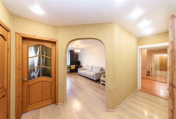 
  Продается 2-комн. квартира, 66.9 м², Сибирская ул
. Фото 15.