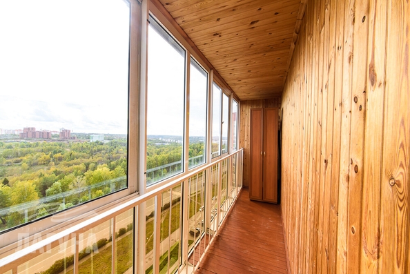 
  Продается 2-комн. квартира, 60.6 м², Герасименко ул, д. 1/17
. Фото 10.