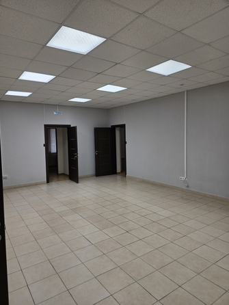 
  Сдам офис, 406.3 м², Новгородская ул, д. 37
. Фото 8.