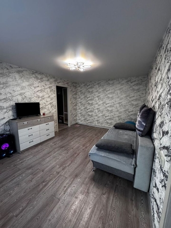 
  Продается 2-комн. квартира, 36.5 м², Олега Кошевого ул, д. 70
. Фото 2.