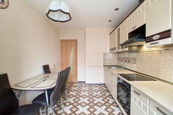 
  Продается 3-комн. квартира, 80.2 м², Герасименко ул, д. 3/14
. Фото 2.