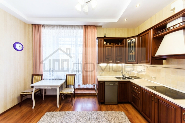 
  Продается дом, 233.8 м², Томск
. Фото 3.