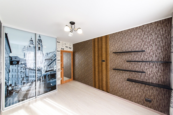 
  Продается 2-комн. квартира, 52 м², Заречная 1-я ул, д. 53
. Фото 2.