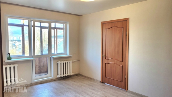 
  Продается 2-комн. квартира, 46.3 м², Артема ул, д. 19
. Фото 11.
