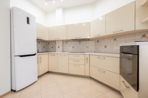 
  Продается 3-комн. квартира, 100.2 м², Нечевский пер, д. 4/1
. Фото 11.