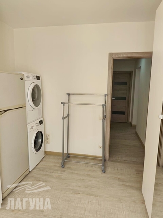 
  Сдается 3-комн. квартира, 66 м², Дзержинского ул, д. 56
. Фото 2.