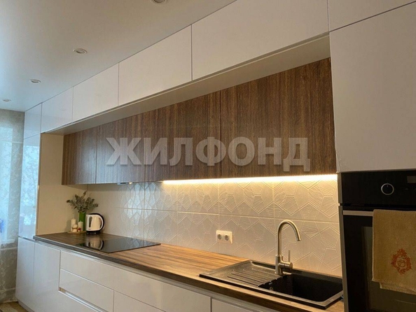 
  Продается 1-комн. квартира, 41.8 м², Киевская ул, д. 70/3
. Фото 5.