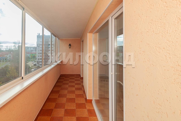 
  Продается 1-комн. квартира, 42.8 м², Коммунистический пр-кт, д. 124
. Фото 7.