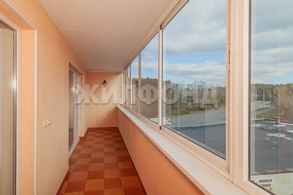 
  Продается 1-комн. квартира, 42.8 м², Коммунистический пр-кт, д. 124
. Фото 8.