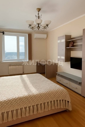 
  Продается 1-комн. квартира, 42.8 м², Советская ул, д. 90
. Фото 2.