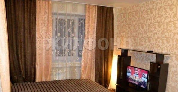 
  Продается 1-комн. квартира, 28.3 м², Юбилейная ул, д. 3
. Фото 2.