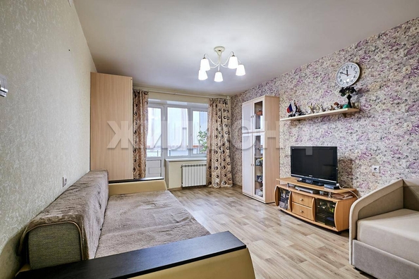 
  Продается 2-комн. квартира, 58.8 м², Ленская ул, д. 45
. Фото 2.