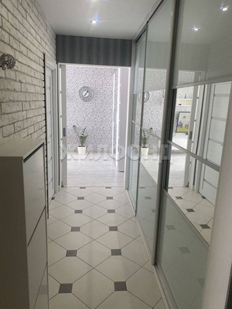 
  Продается 2-комн. квартира, 52.5 м², Сибирская ул, д. 66
. Фото 3.