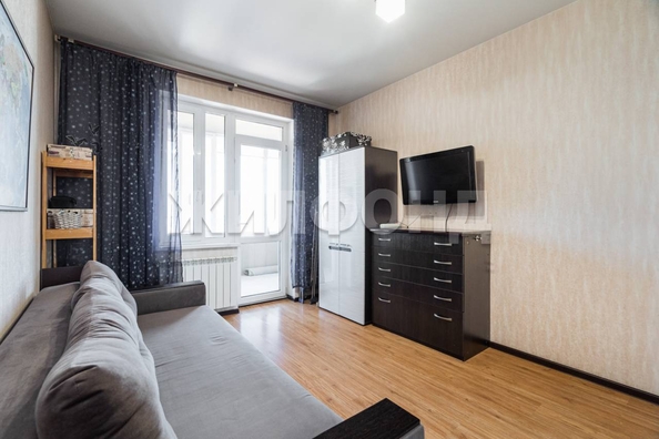 
  Продается 2-комн. квартира, 68 м², Белинского ул, д. 33
. Фото 4.