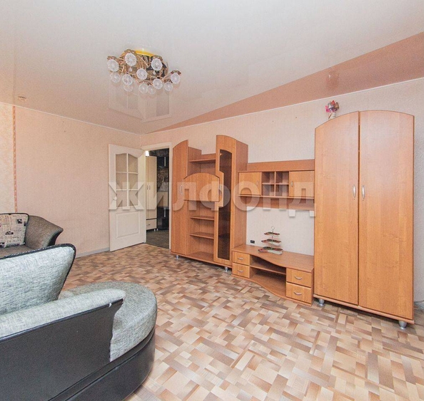 
  Продается 2-комн. квартира, 52 м², Светлый пер, д. 32
. Фото 3.