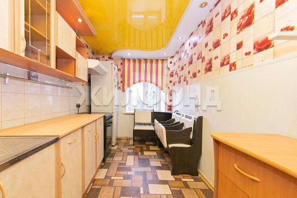 
  Продается 2-комн. квартира, 52 м², Светлый пер, д. 32
. Фото 10.