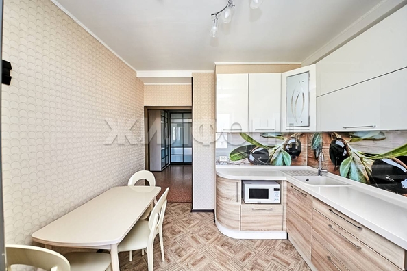 
  Продается 2-комн. квартира, 52.2 м², Архитектора Василия Болдырева ул, д. 2
. Фото 3.