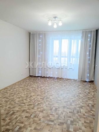 
  Продается 2-комн. квартира, 55 м², Рабочая 1-я ул, д. 8
. Фото 1.