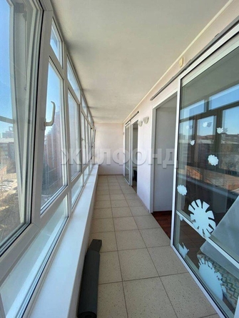 
  Продается 3-комн. квартира, 102.4 м², Ленина пр-кт, д. 199
. Фото 3.