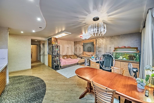 
  Продается 3-комн. квартира, 86 м², Гоголя ул, д. 15
. Фото 4.