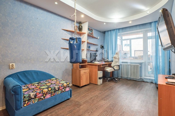 
  Продается 3-комн. квартира, 59.5 м², Карла Ильмера ул, д. 1
. Фото 5.