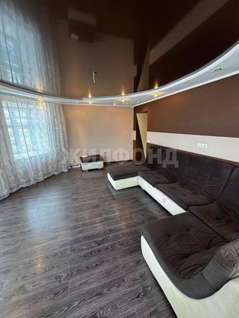 
  Продается 3-комн. квартира, 96.9 м², Большая Подгорная ул, д. 70
. Фото 7.