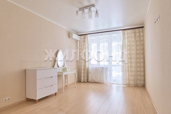 
  Продается 3-комн. квартира, 93 м², Карла Маркса ул, д. 36
. Фото 15.